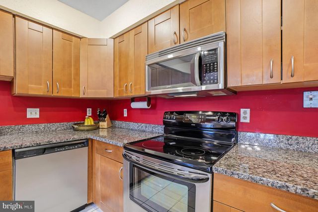 2315 GLADE BANK WAY, Reston, VA 20191