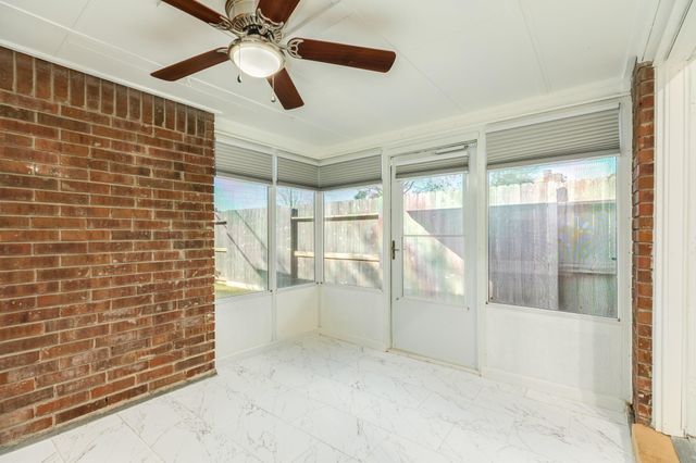 2806 S Peach Hollow Circle, Pearland, TX 77584