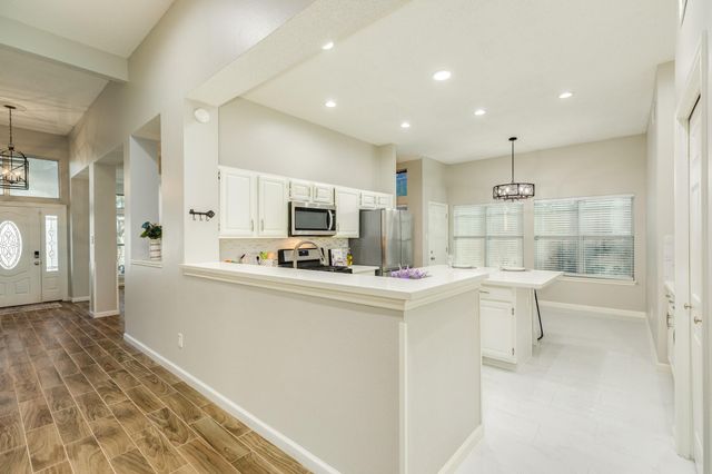 2806 S Peach Hollow Circle, Pearland, TX 77584