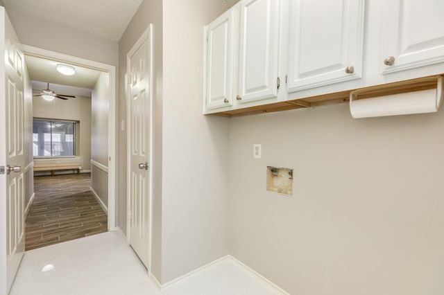 2806 S Peach Hollow Circle, Pearland, TX 77584