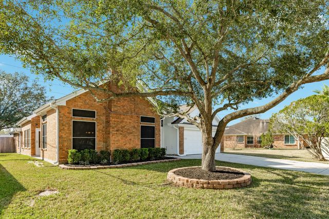 2806 S Peach Hollow Circle, Pearland, TX 77584