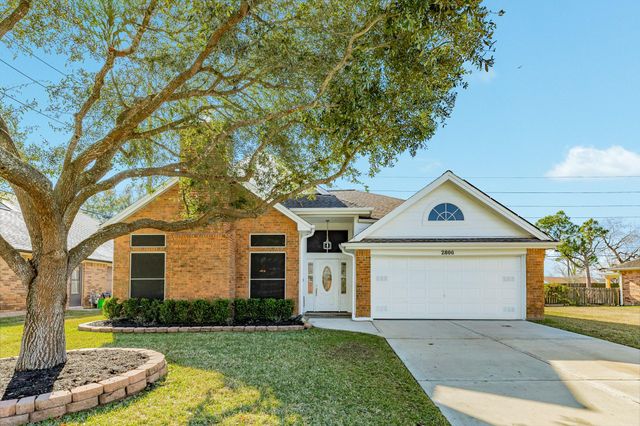 2806 S Peach Hollow Circle, Pearland, TX 77584