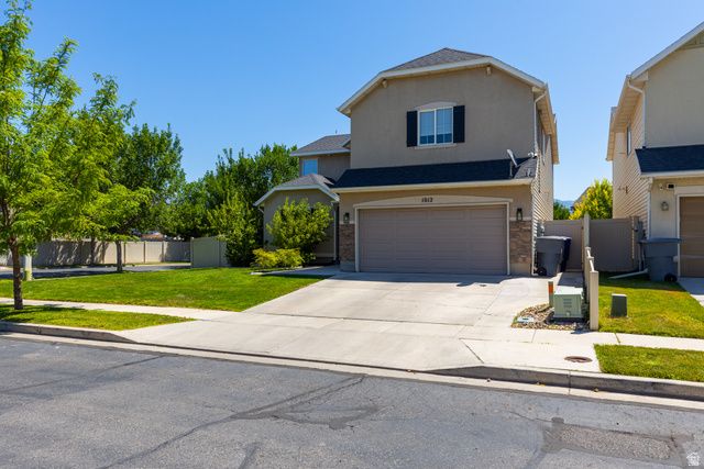 1012 CAMBRIA DR, North Salt Lake, UT 84054