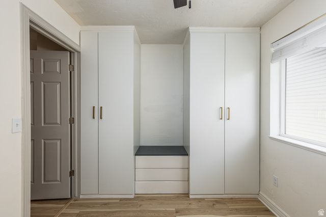 1012 CAMBRIA DR, North Salt Lake, UT 84054