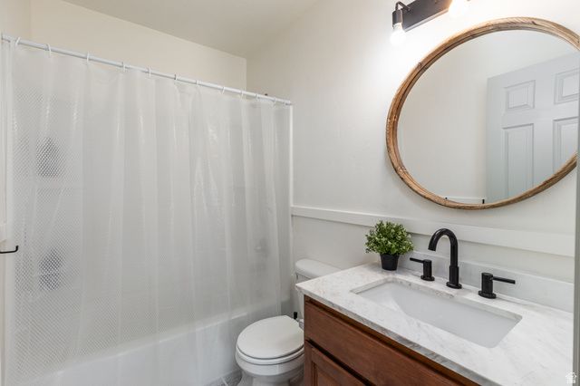 1012 CAMBRIA DR, North Salt Lake, UT 84054