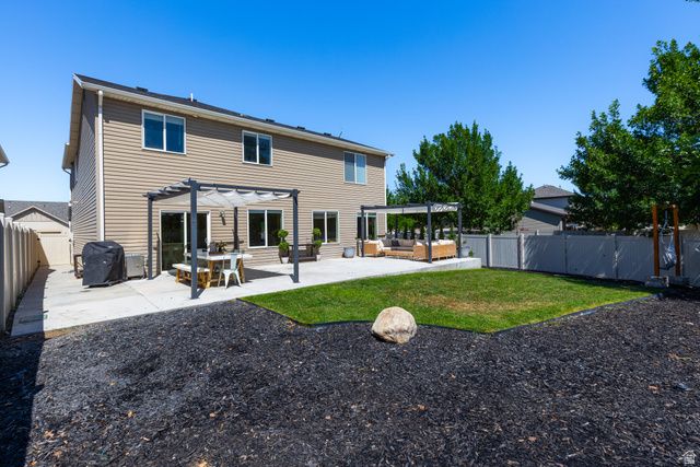 1012 CAMBRIA DR, North Salt Lake, UT 84054