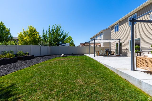 1012 CAMBRIA DR, North Salt Lake, UT 84054