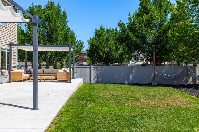 1012 CAMBRIA DR, North Salt Lake, UT 84054