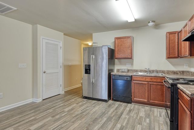 240 Cotton Creek Drive, Spartanburg, SC 29302