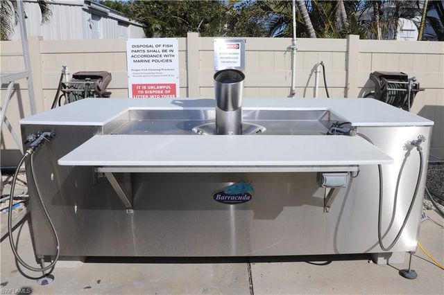 891 10th ST S, Naples, FL 34102