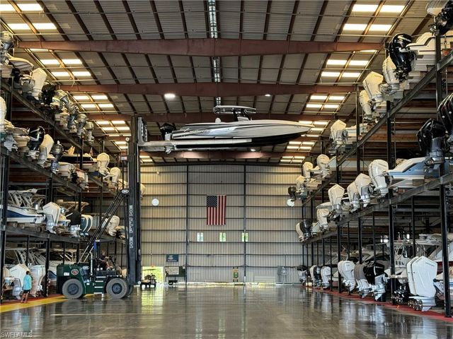 891 10th ST S, Naples, FL 34102