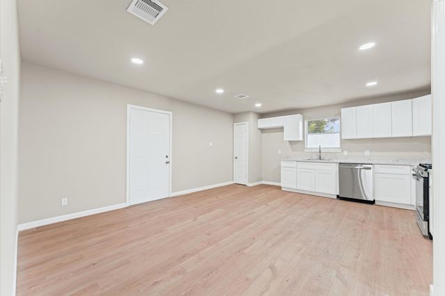 3626 Sparrow Street, Houston, TX 77051