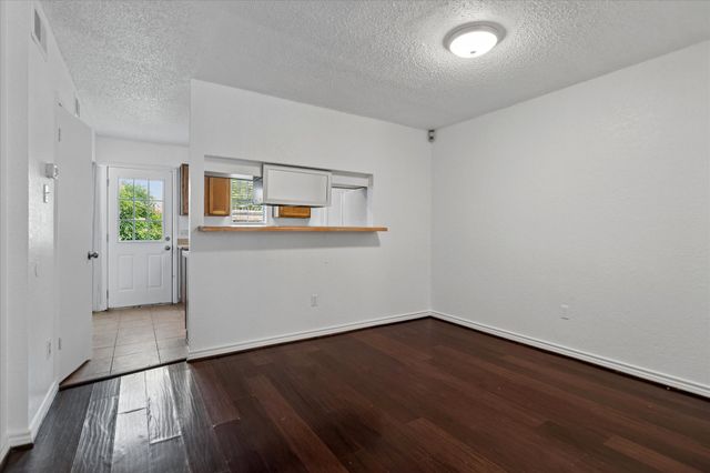 2400 Jupiter Road 5, Plano, TX 75074