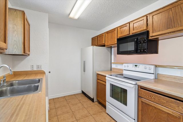 2400 Jupiter Road 5, Plano, TX 75074