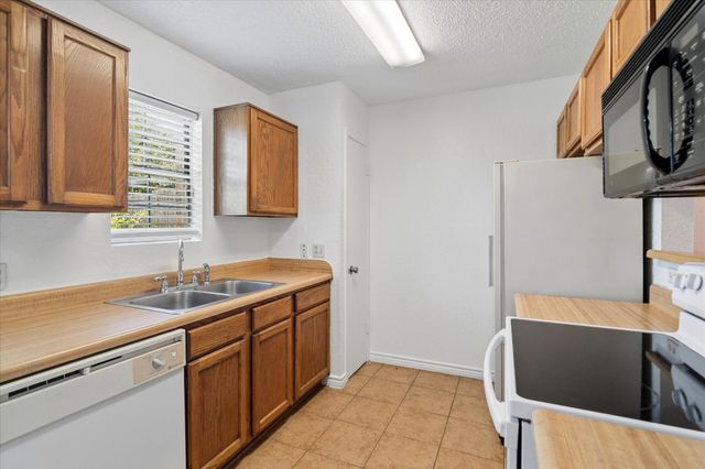 2400 Jupiter Road 5, Plano, TX 75074