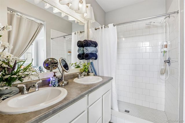 23520 E 5th Drive, Aurora, CO 80018