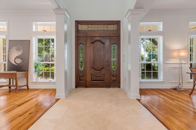 111 Troy Circle, Fort Walton Beach, FL 32547