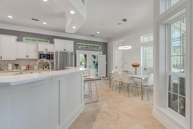 111 Troy Circle, Fort Walton Beach, FL 32547