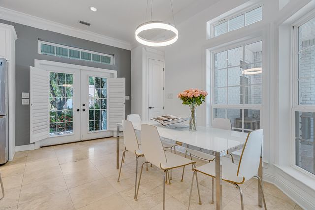 111 Troy Circle, Fort Walton Beach, FL 32547