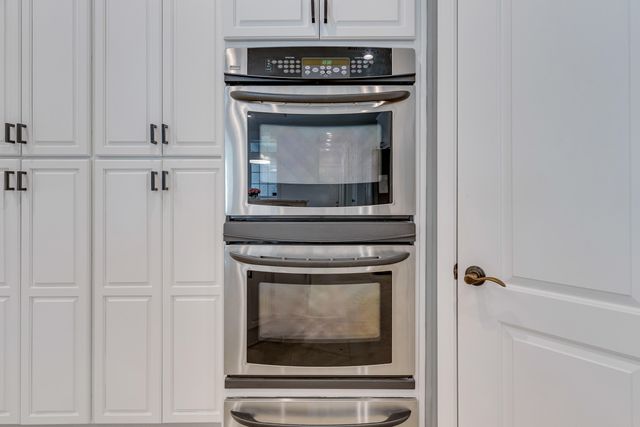 111 Troy Circle, Fort Walton Beach, FL 32547