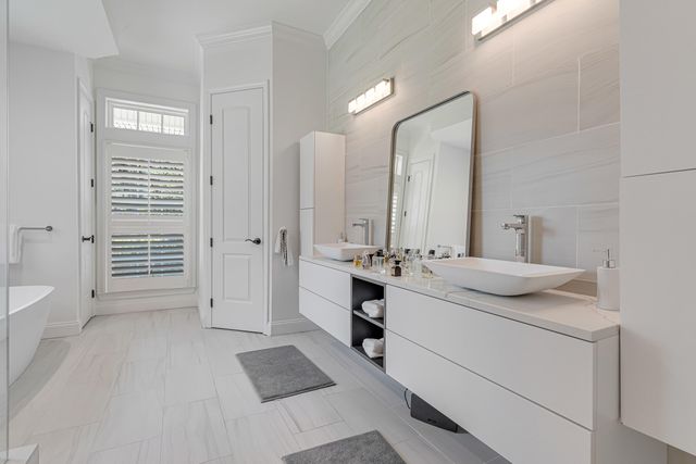 111 Troy Circle, Fort Walton Beach, FL 32547