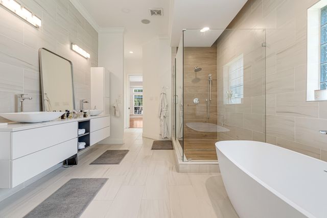 111 Troy Circle, Fort Walton Beach, FL 32547