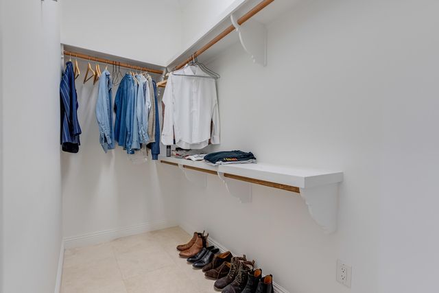 111 Troy Circle, Fort Walton Beach, FL 32547