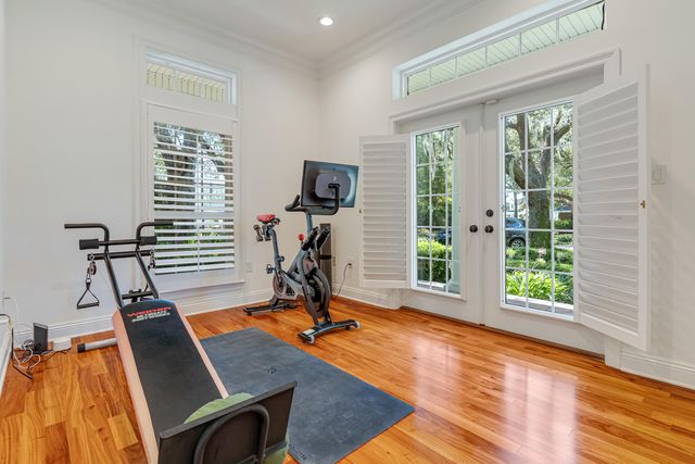 111 Troy Circle, Fort Walton Beach, FL 32547