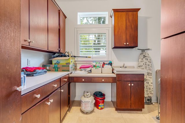 111 Troy Circle, Fort Walton Beach, FL 32547