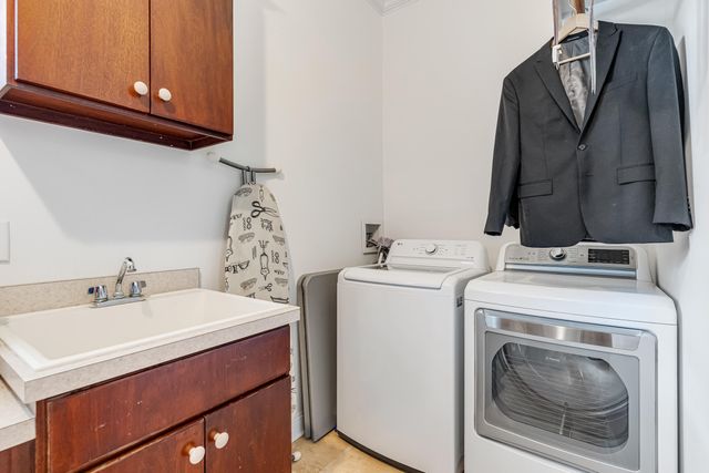 111 Troy Circle, Fort Walton Beach, FL 32547