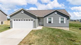 149 Colton Jesse Drive, Winfield, MO 63389