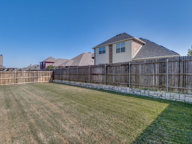 524 Windrow Lane, Waxahachie, TX 75165