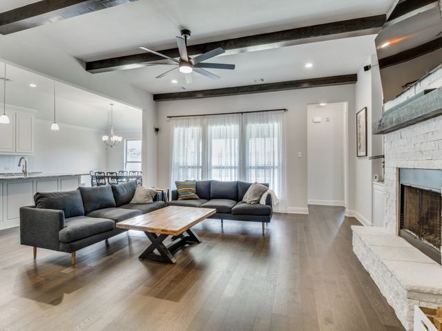 524 Windrow Lane, Waxahachie, TX 75165