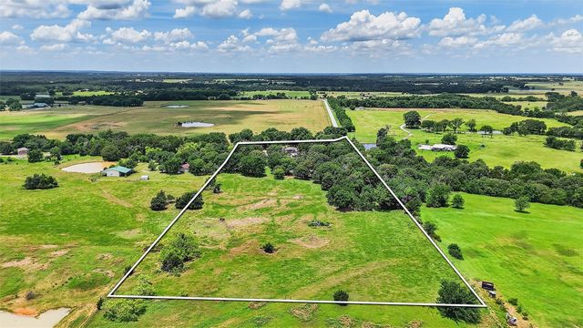 2869 Ranch Road, Whitesboro, TX 76273