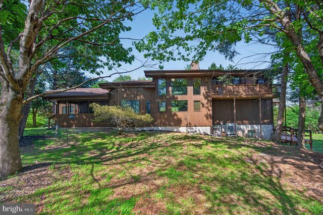 648 ABBIE LN, Kearneysville, WV 25430