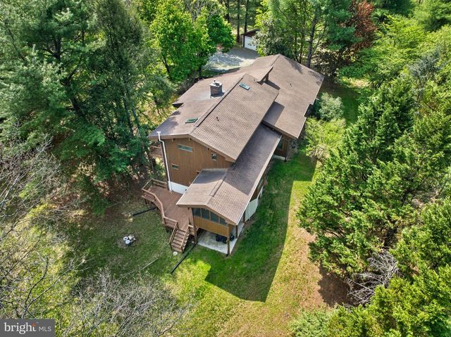 648 ABBIE LN, Kearneysville, WV 25430