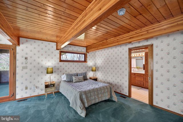648 ABBIE LN, Kearneysville, WV 25430