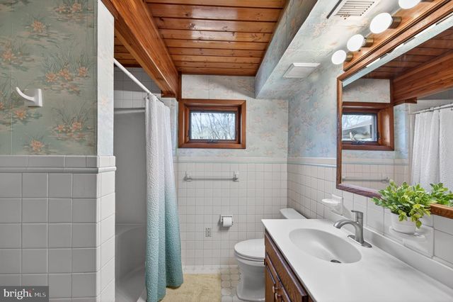 648 ABBIE LN, Kearneysville, WV 25430