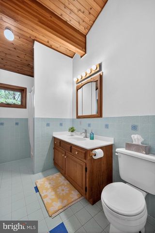 648 ABBIE LN, Kearneysville, WV 25430
