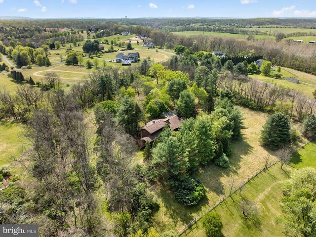 648 ABBIE LN, Kearneysville, WV 25430