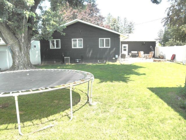 426 Poplar Street, Osage, IA 50461