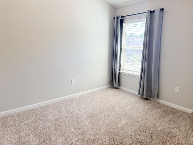 2104 Shetley Creek Dr, Norcross, GA 30071