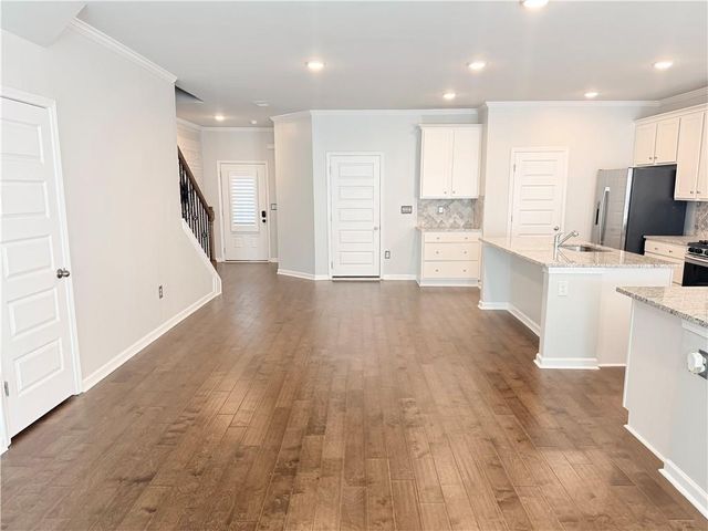 2104 Shetley Creek Dr, Norcross, GA 30071