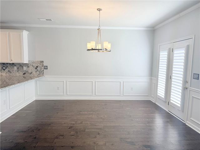 2104 Shetley Creek Dr, Norcross, GA 30071