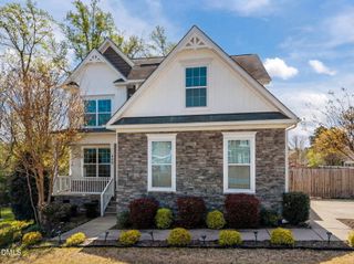 400 Walker Ranch Drive, Fuquay Varina, NC 27526