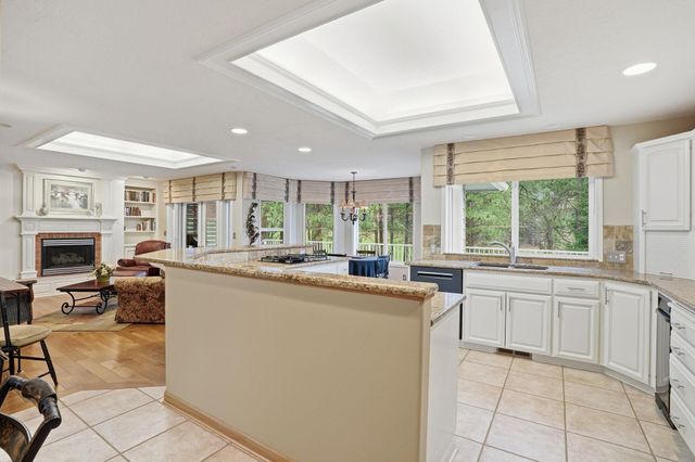 514 N DUNBARTON OAKS Ln, Liberty Lake, WA 99019