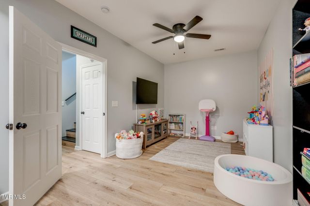 220 Old Siam Road, Elizabethton, TN 37643