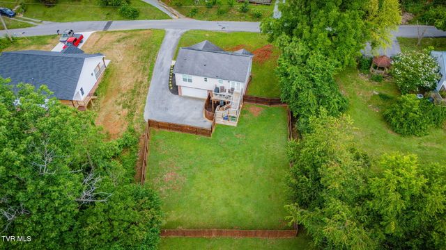 220 Old Siam Road, Elizabethton, TN 37643
