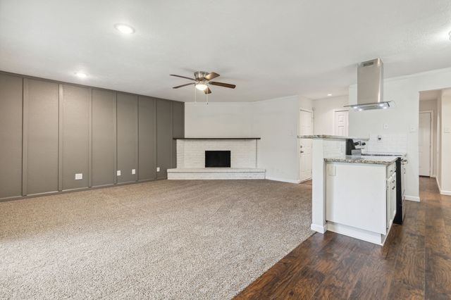 1004 Fort Worth Street, Mansfield, TX 76063