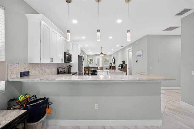 711 28TH AVENUE S, St Petersburg, FL 33705